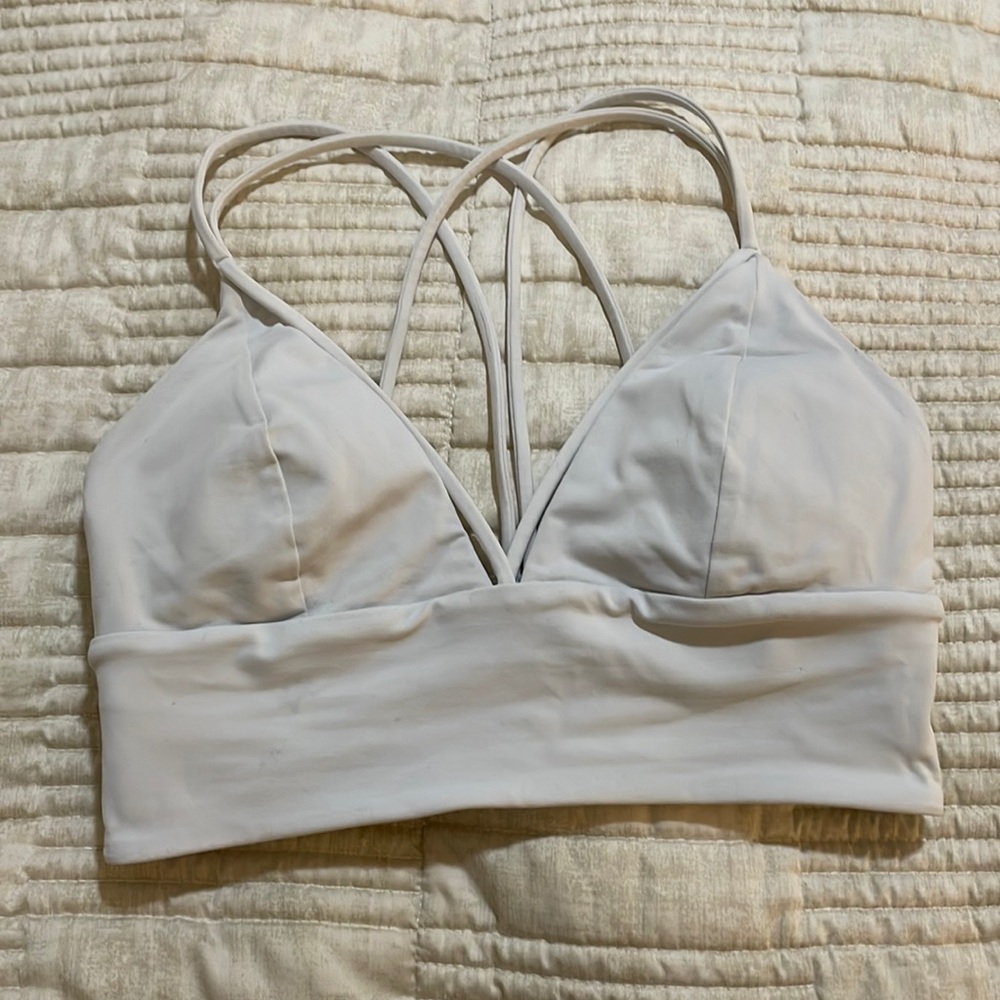 Lululemon Sports bra 4 🍋